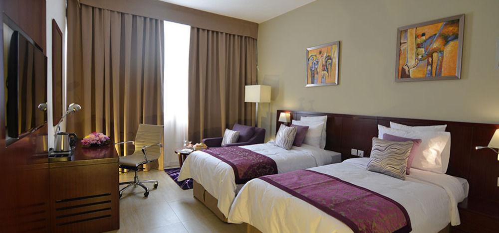 V Hotel Fujairah Exterior foto