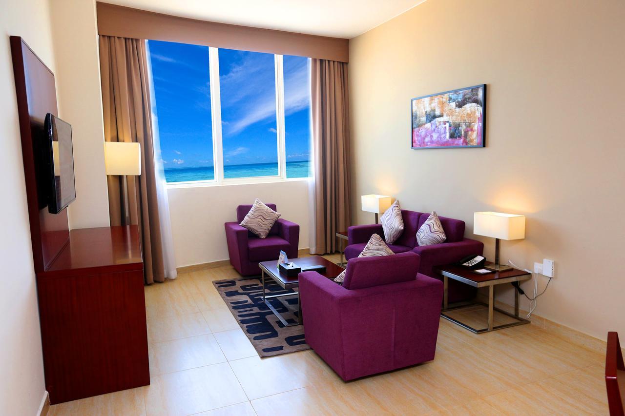 V Hotel Fujairah Exterior foto